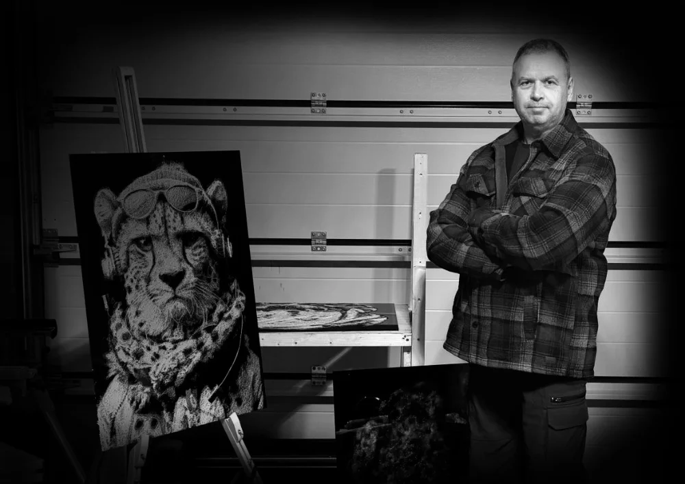 Zalini Artist in the studio